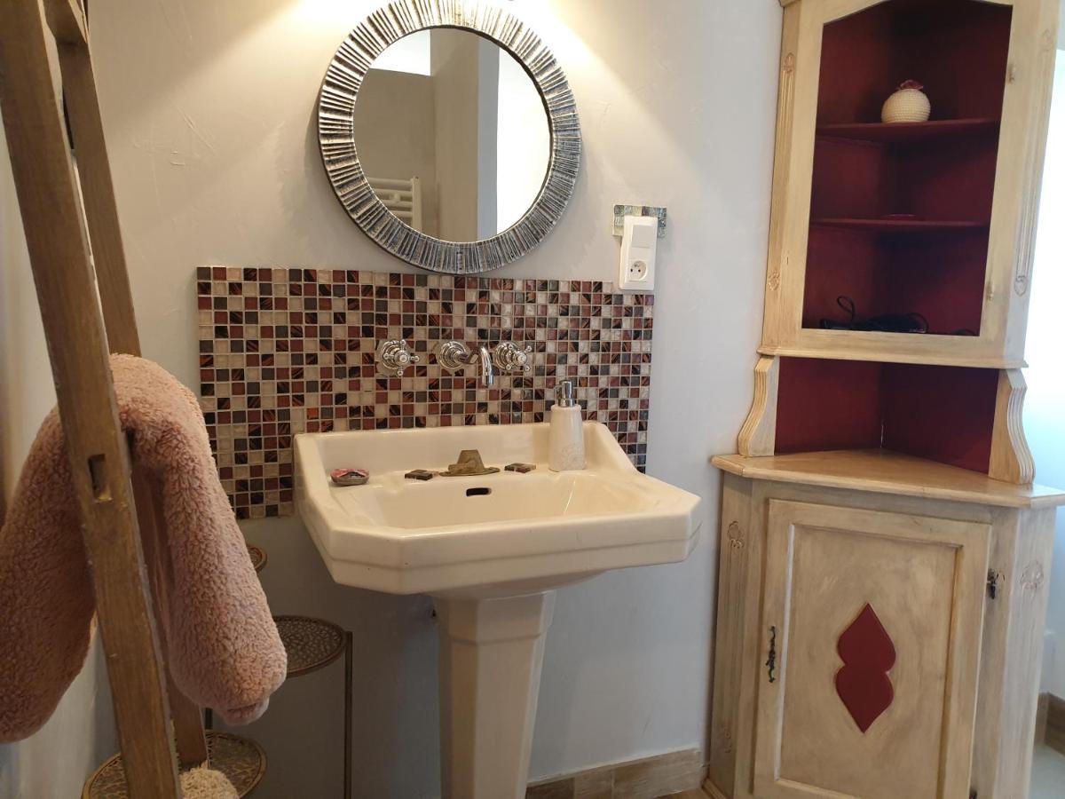 Chambre D'Hotes De La Bigottiere Madré Екстериор снимка